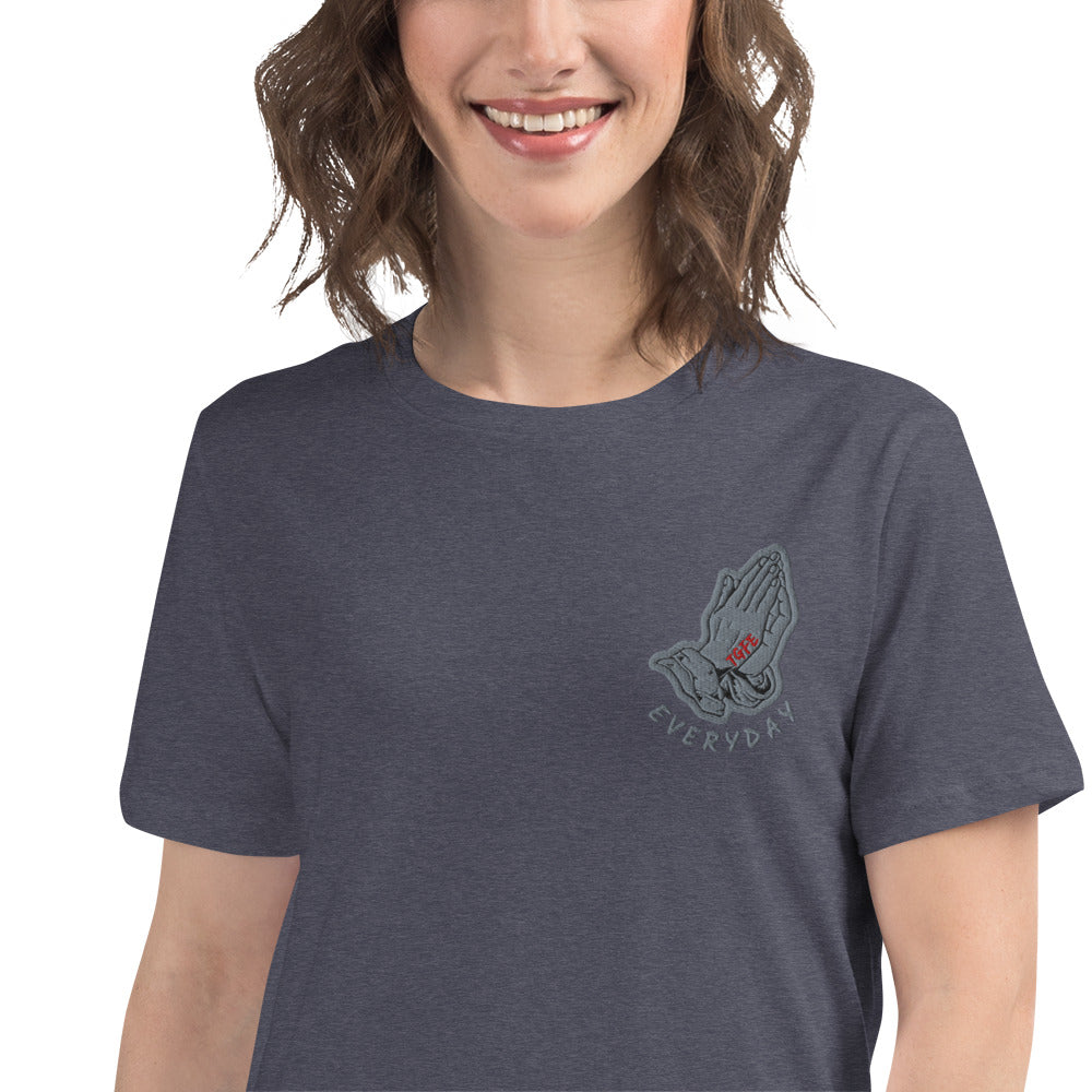 1 Corinthians 13:4 — Women's Relaxed T-Shirt