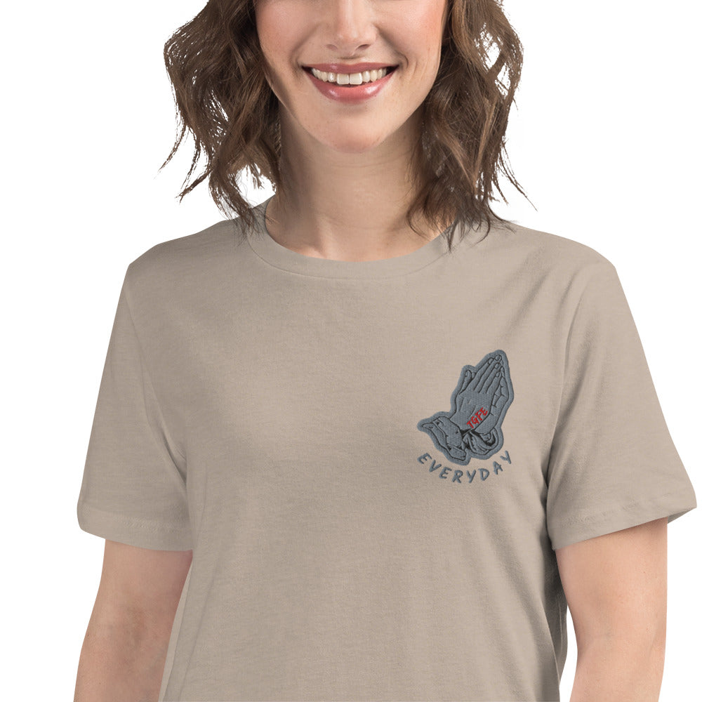 1 Corinthians 13:4 — Women's Relaxed T-Shirt