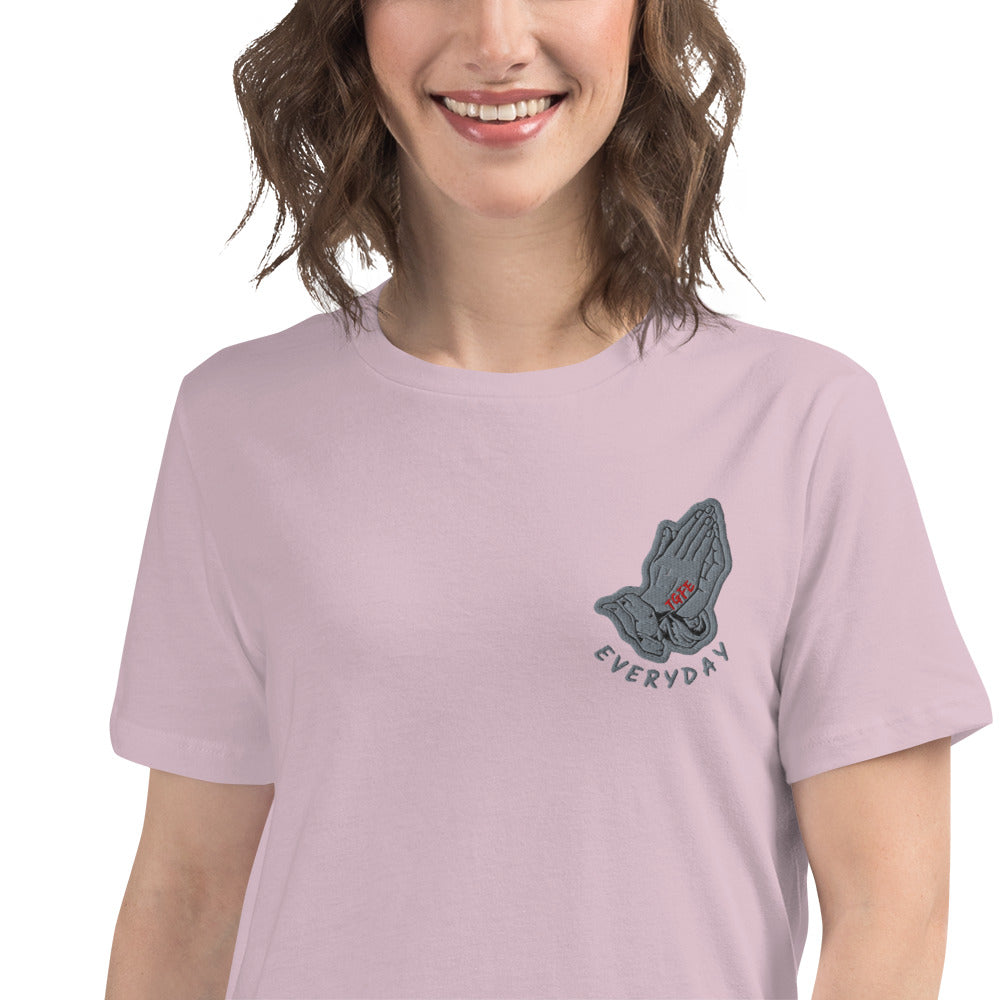 1 Corinthians 13:4 — Women's Relaxed T-Shirt
