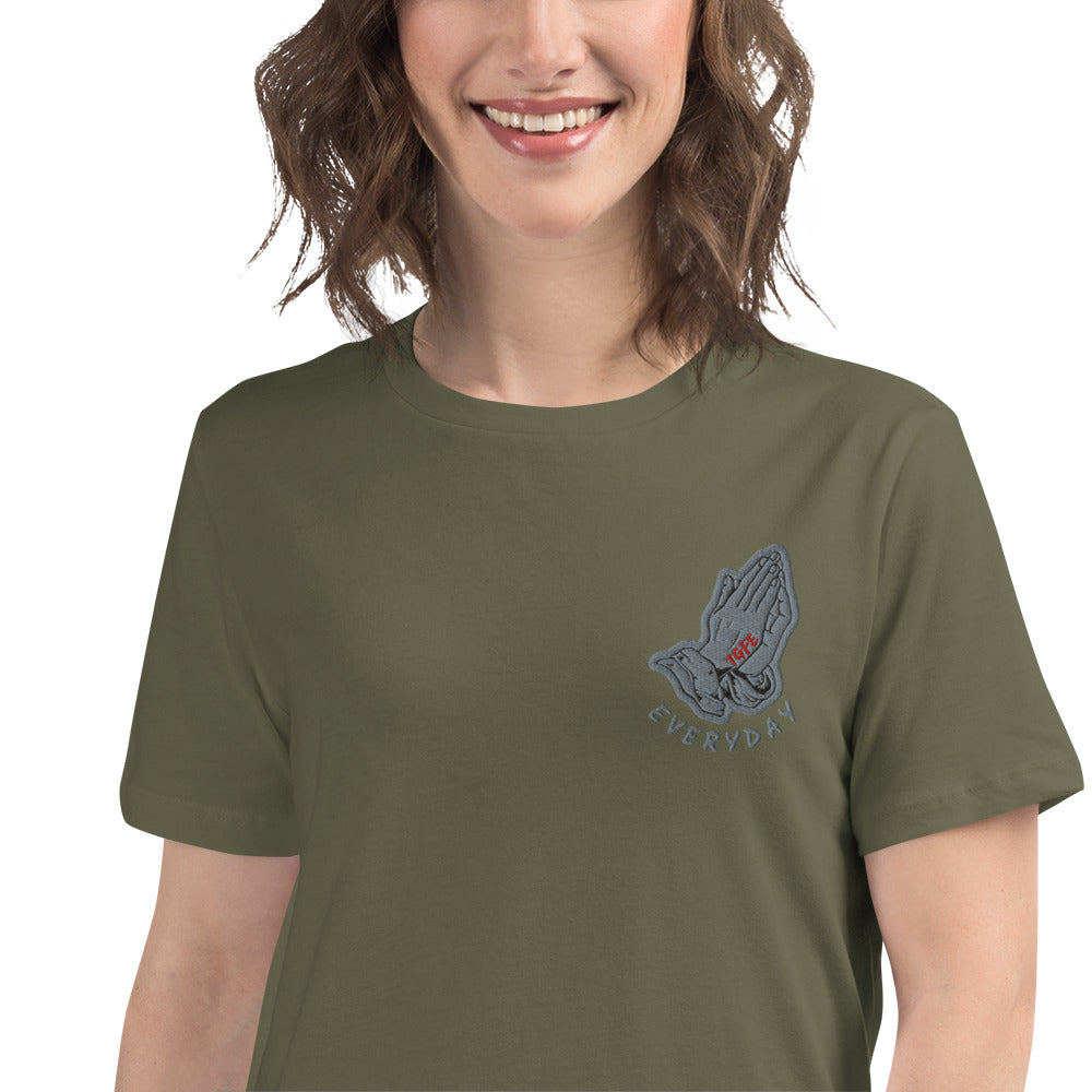 1 Corinthians 13:4 — Women's Relaxed T-Shirt